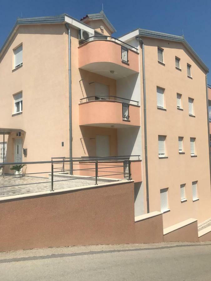 Apartments Villa Zica تروغير المظهر الخارجي الصورة
